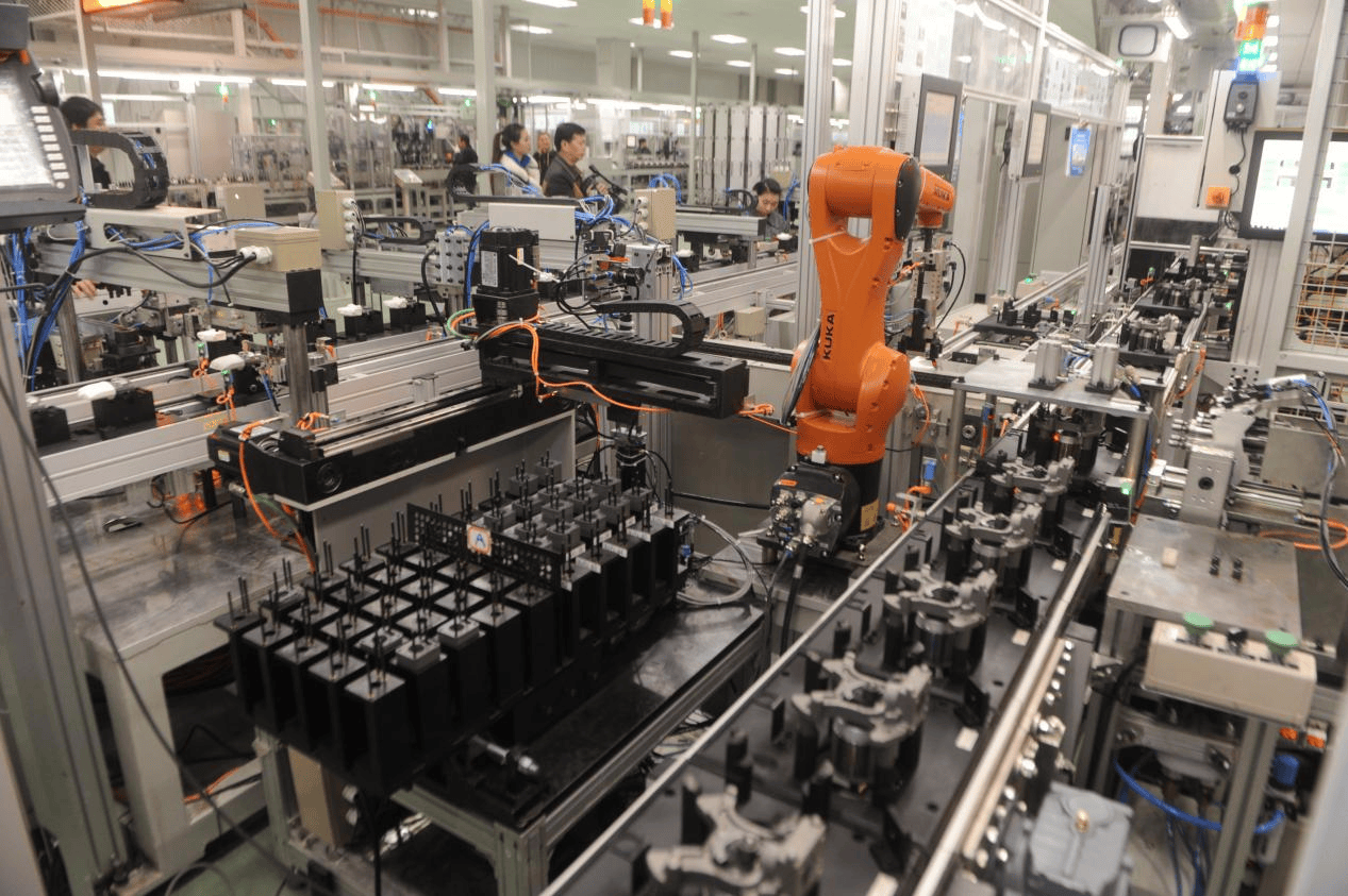 長(zhǎng)虹華意 國(guó)企改革三部曲下的涅盤(pán)重生，數(shù)字技術(shù)驅(qū)動(dòng)登頂全球第一